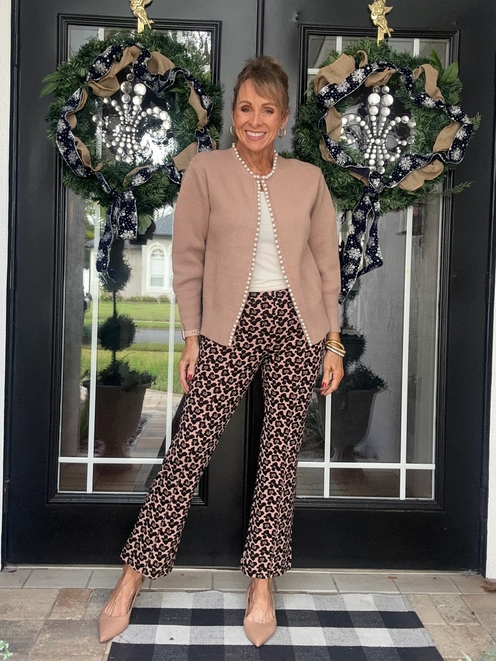 Maeve pull on pants in size small